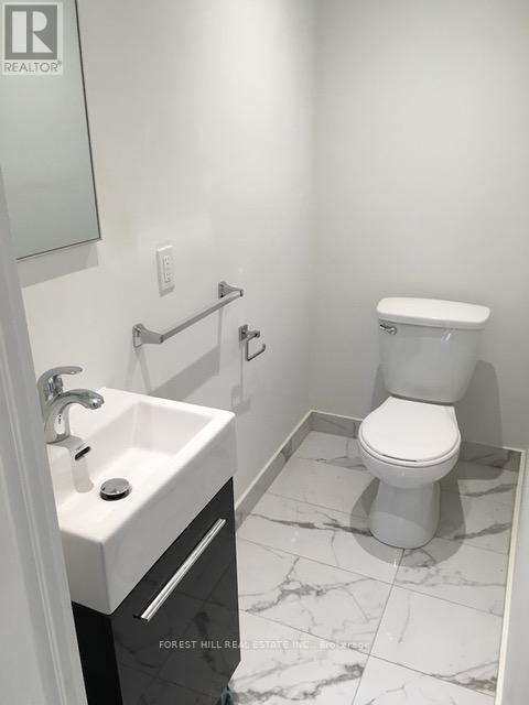 UNIT 1 - 542 SPADINA CRESCENT