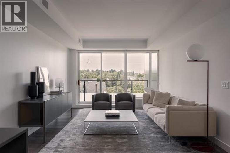 301 717 W 17TH AVENUE