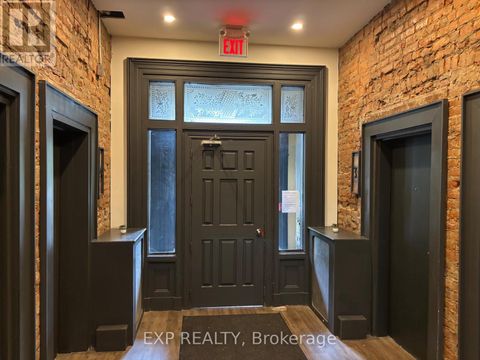 3 - 123 MACNAB STREET S Hamilton (Durand) ON L8P3C2