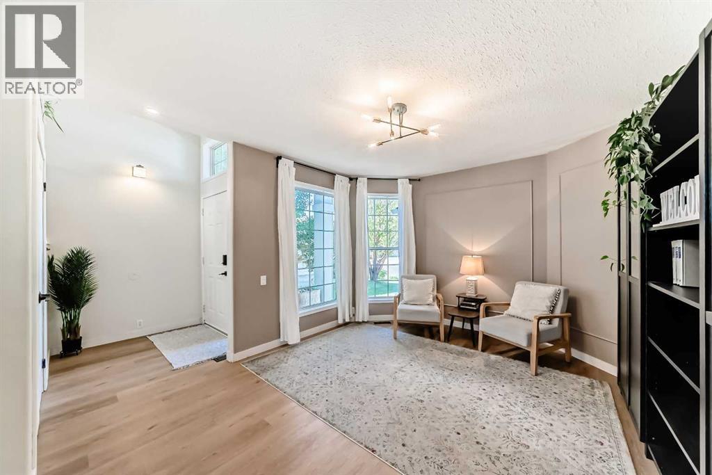 132 Hidden Valley Crescent NW