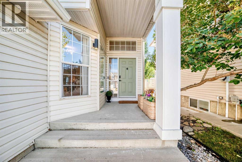 132 Hidden Valley Crescent NW