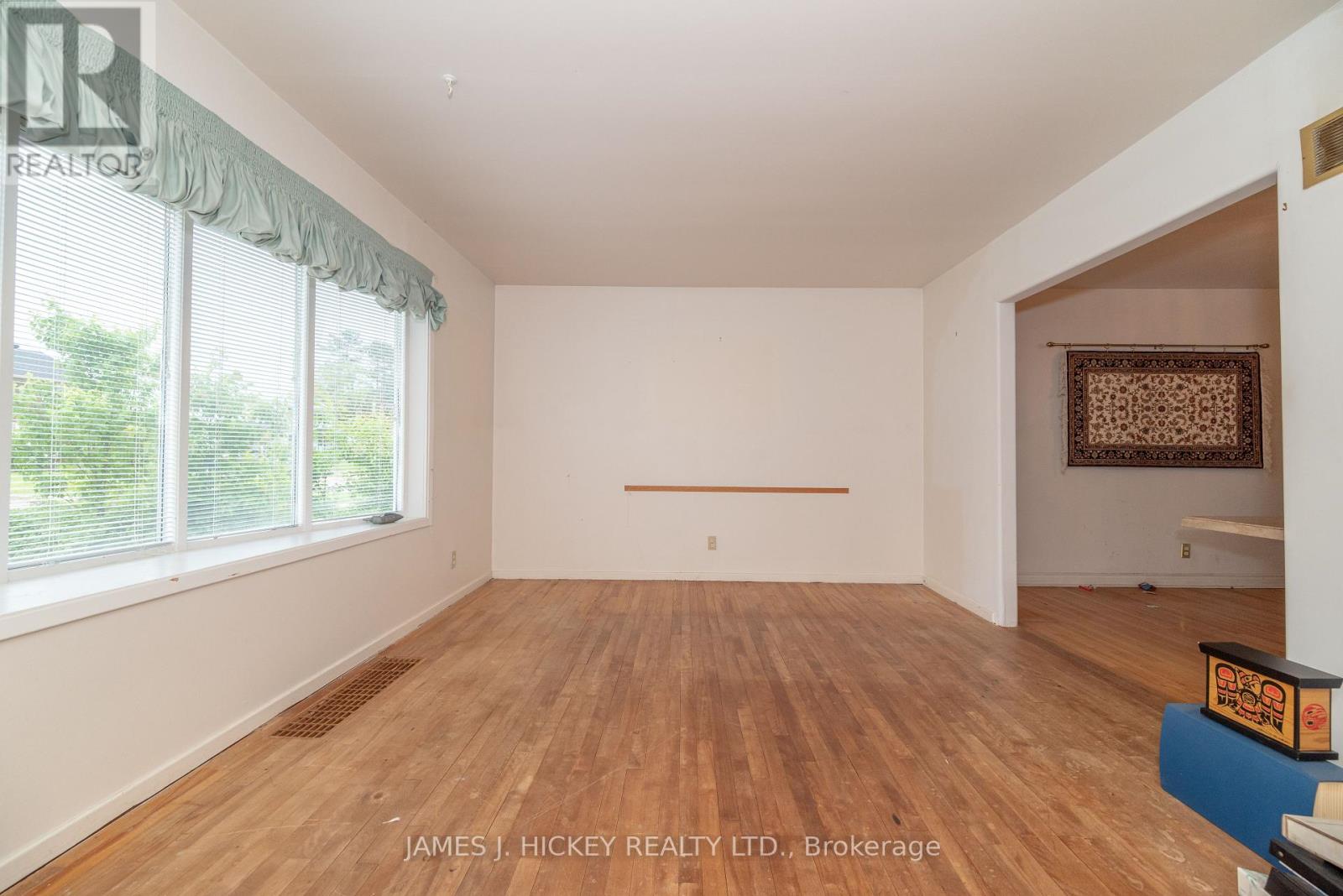 100 ALGONQUIN STREET