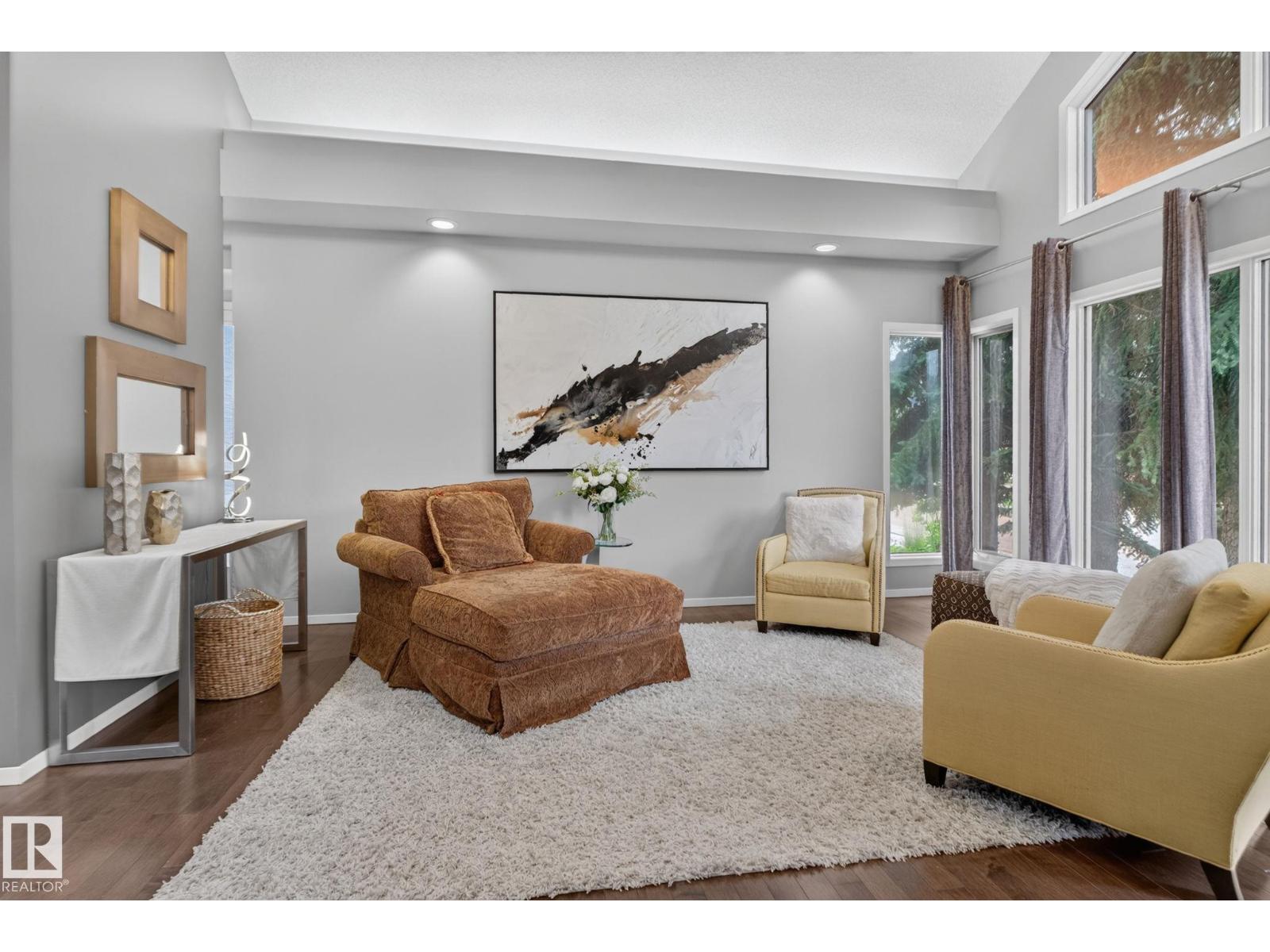 168 WEAVER DR NW