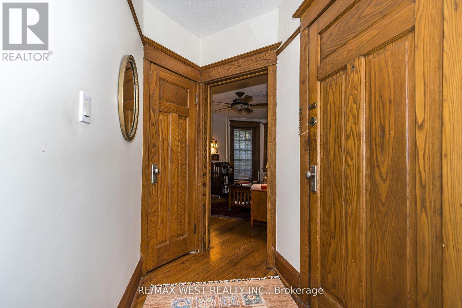 9A HUMEWOOD DRIVE