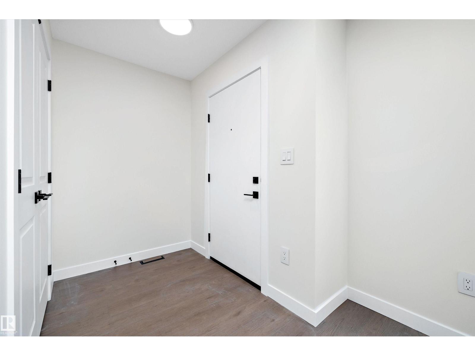 11738 91 ST NW