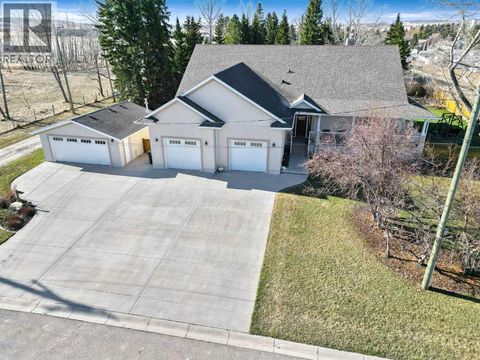 341 1 Avenue SE Diamond Valley AB T0L0H0