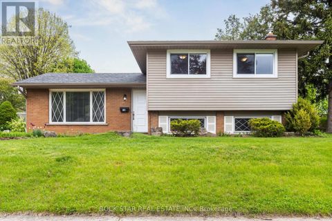 130 HUDSON CRESCENT Kitchener ON N2B2V9