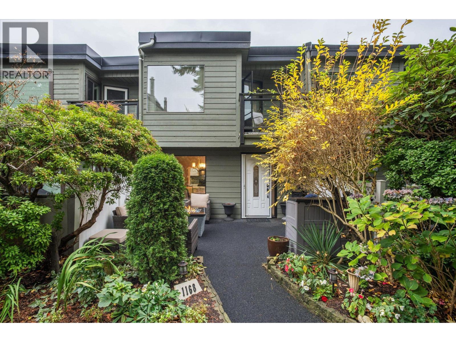 1168 FAIRWAY VIEWS WYND