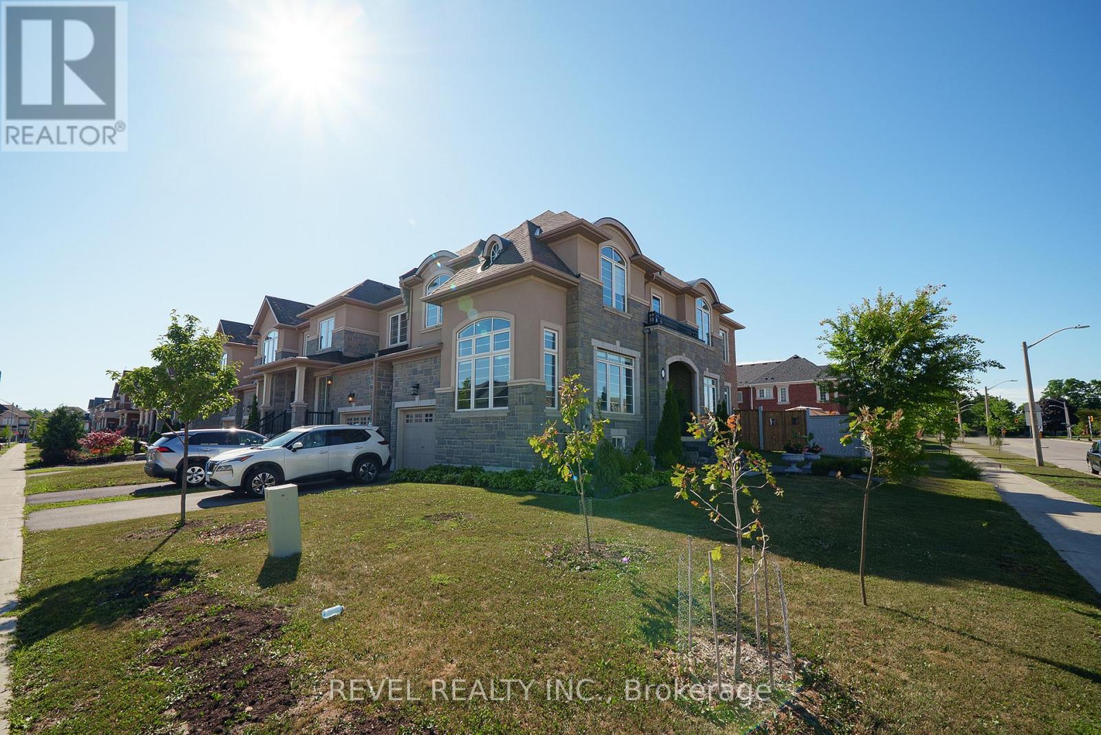 320 RAYMOND ROAD