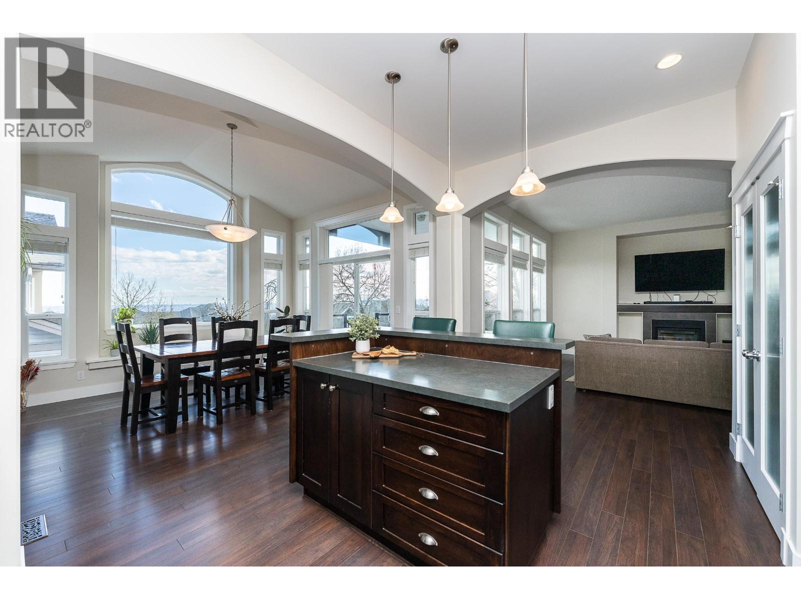 3416 GALLOWAY AVENUE