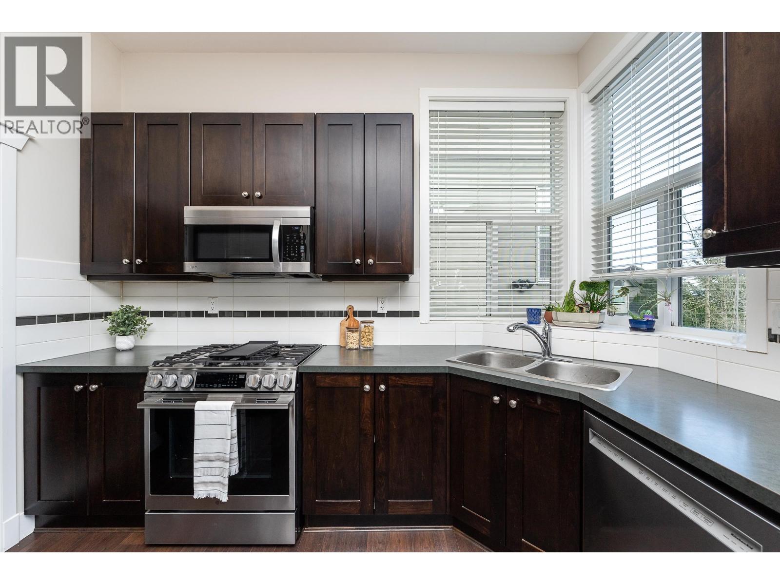 3416 GALLOWAY AVENUE