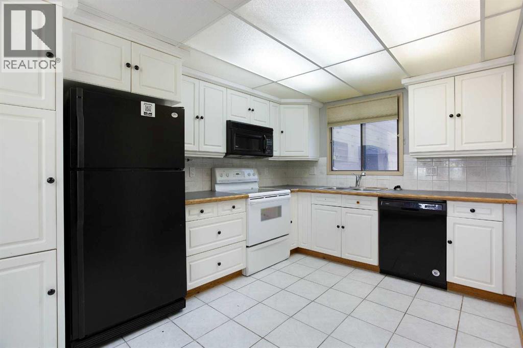 44, 336 Rundlehill Drive NE