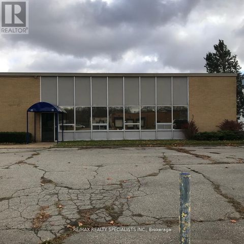 18 SPALDING DRIVE Brantford ON N3T6B8