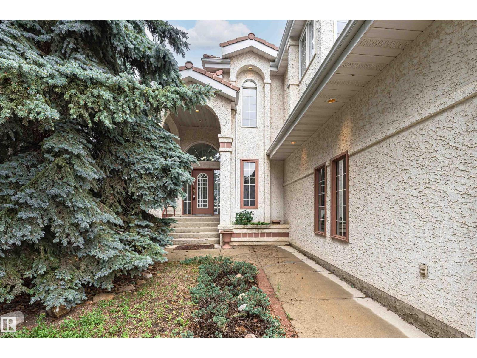 300 FERRIS WY NW