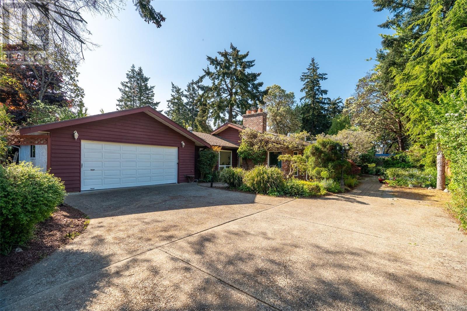 1373 Treebank Rd W
