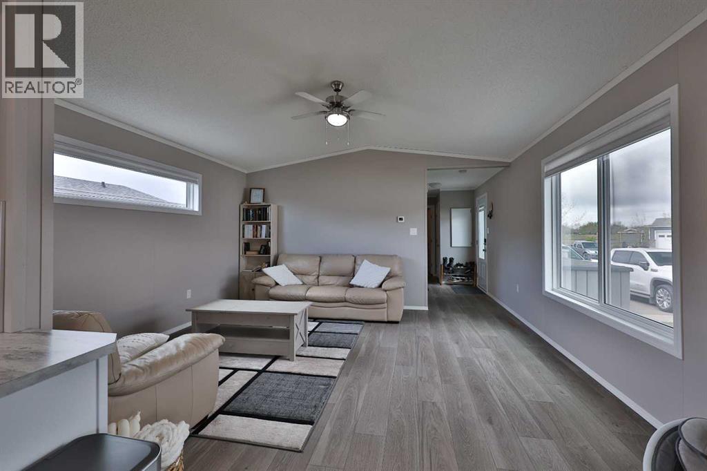 5021 Applewood Road
