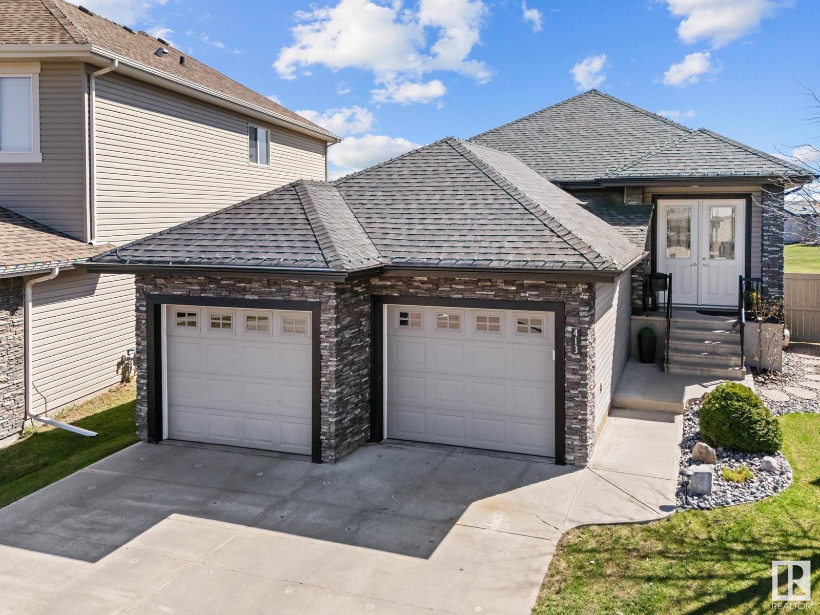 413 CHAPPELLE DR SW