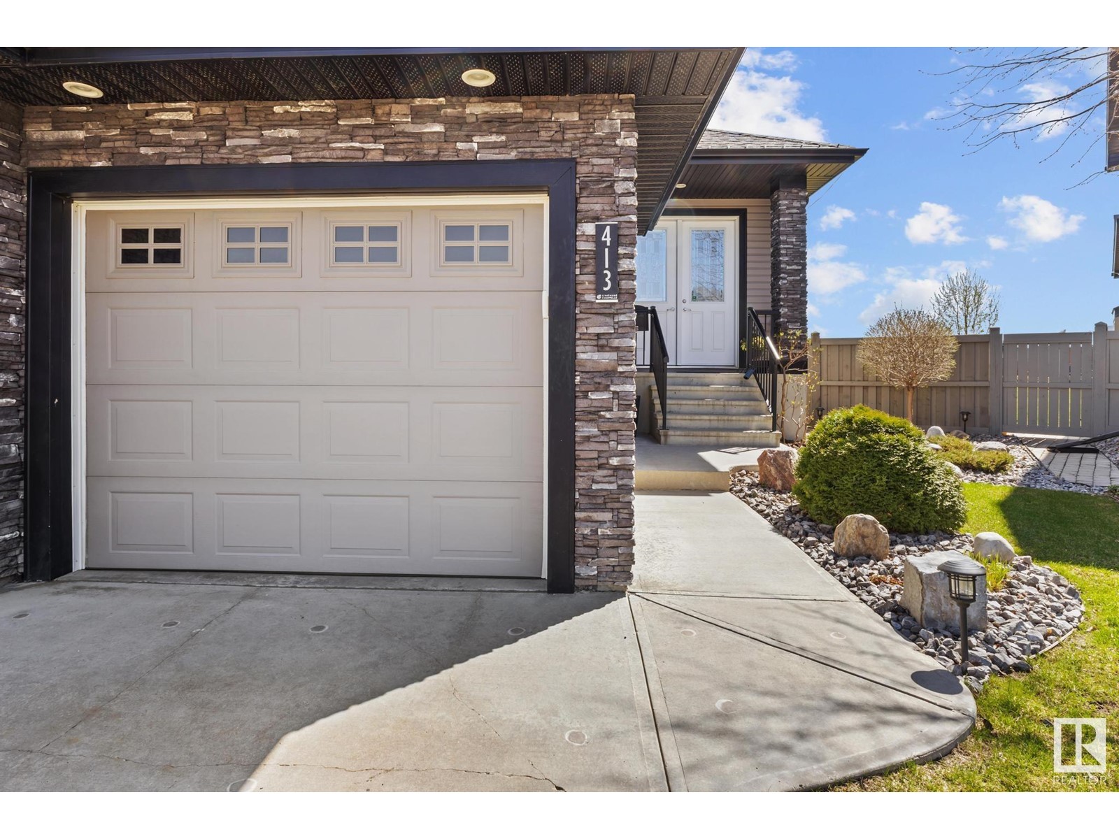 413 CHAPPELLE DR SW