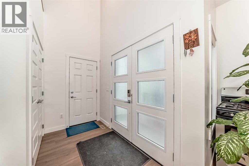 10 Homestead Passage NE