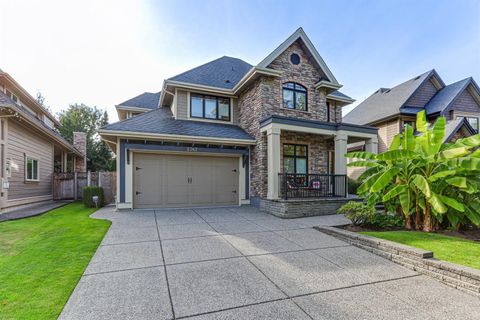 2767 162 STREET Surrey BC V8S8E4