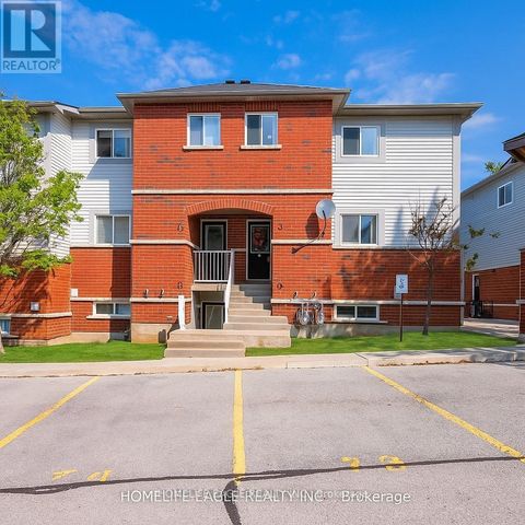 13 - 235 FERNDALE DRIVE S Barrie (Ardagh) ON L4N0T6