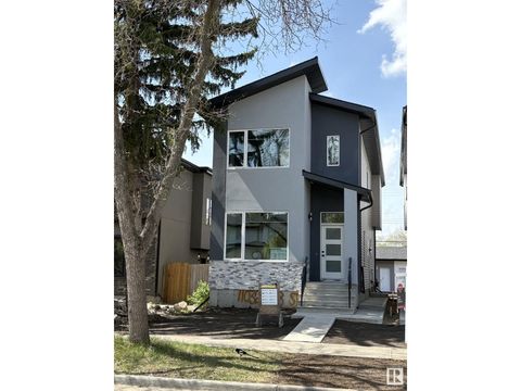 11032 128 ST NW NW Edmonton AB T5M0W6