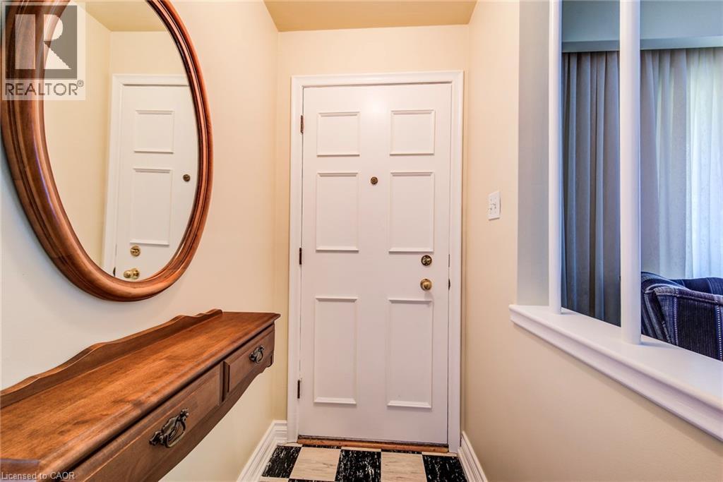 378 STEVENSON Street N