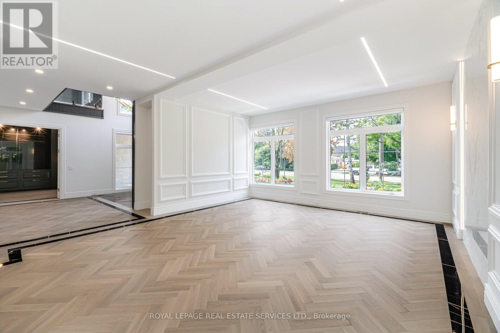 2014 LAKESHORE ROAD W