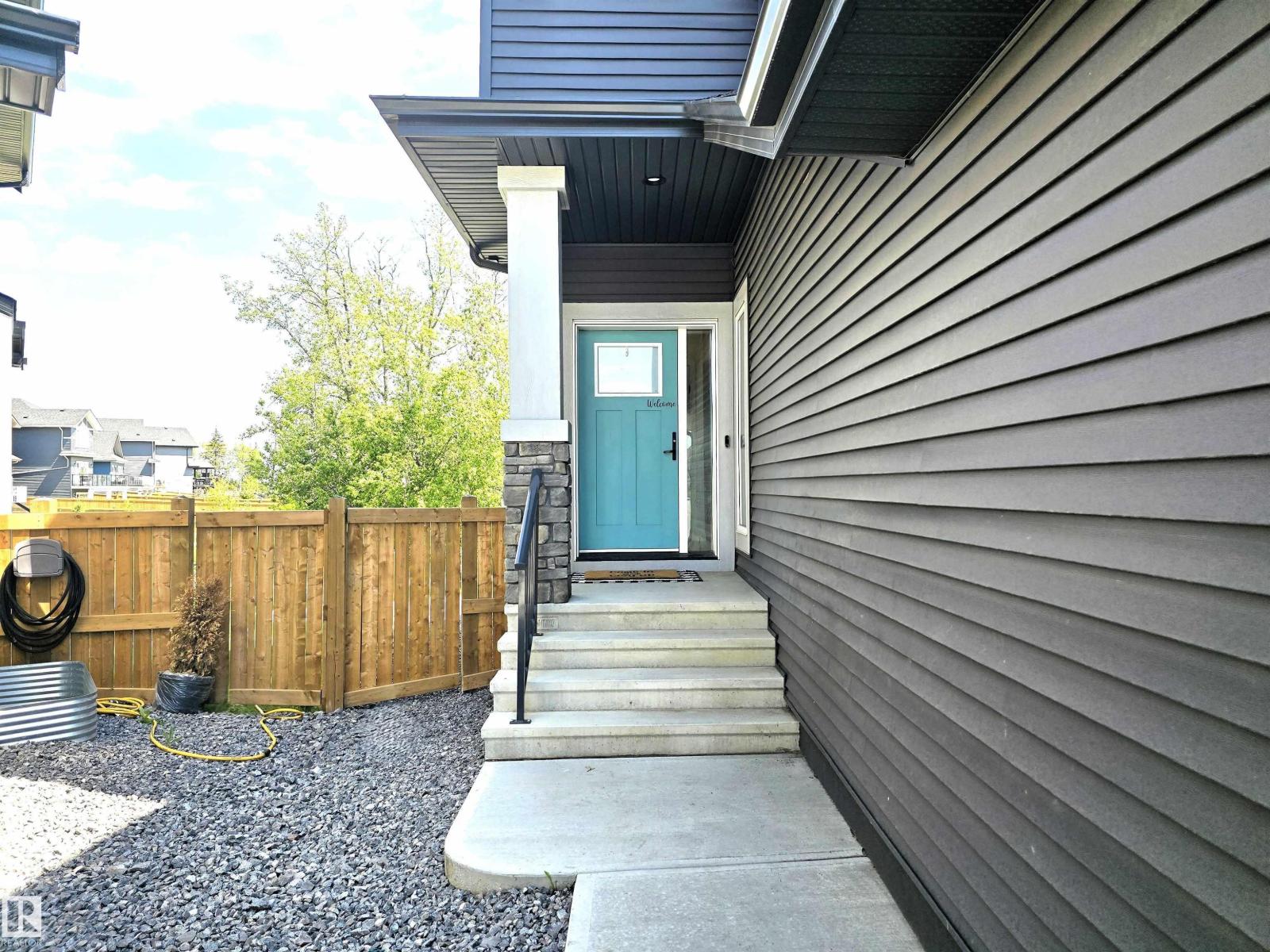 1663 ENRIGHT WY NW