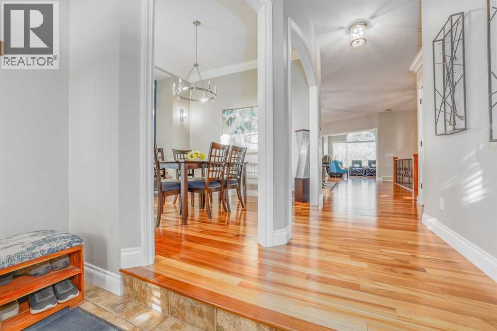 462 Crystal Green Manor