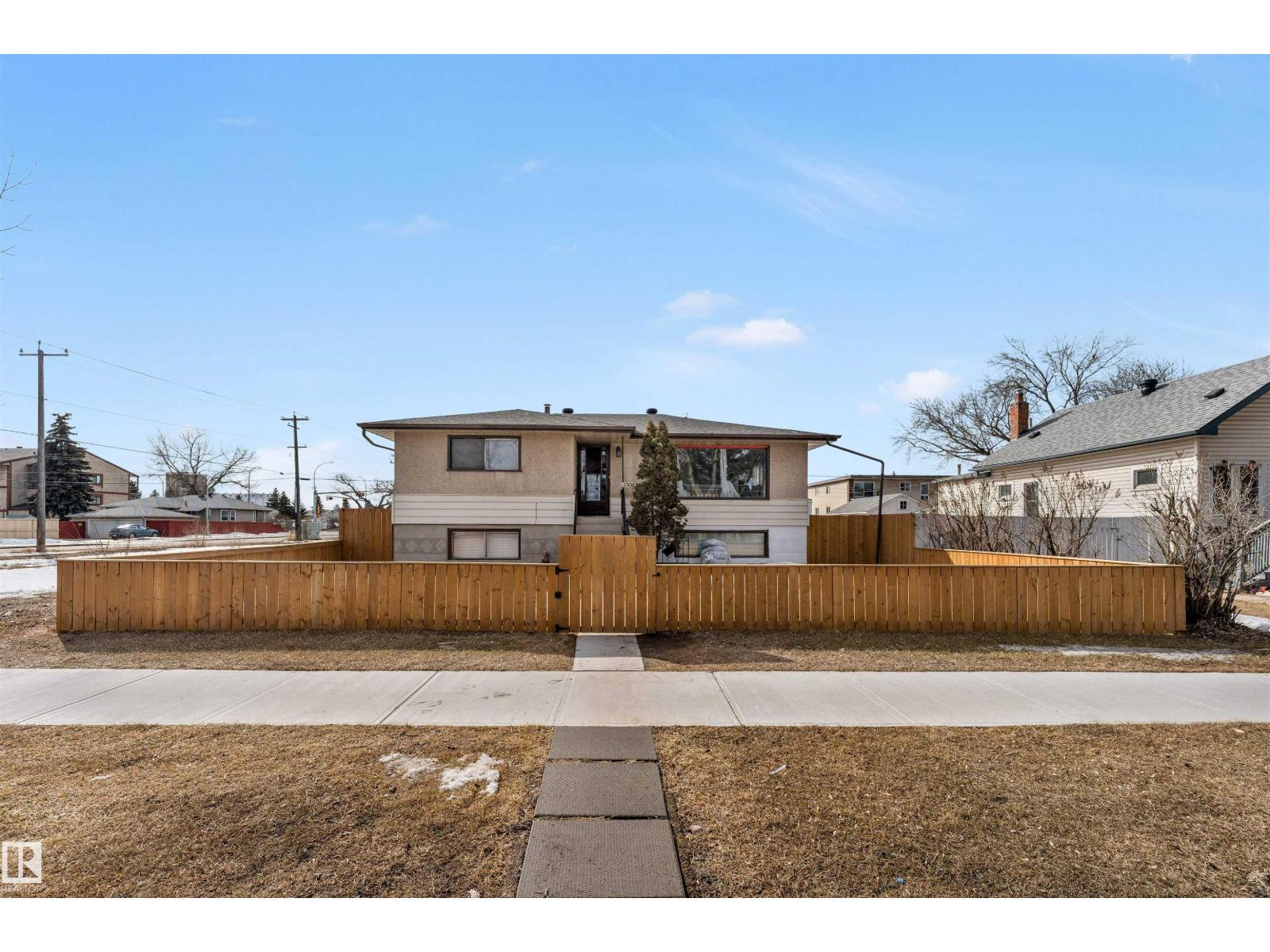 12908 126 ST NW