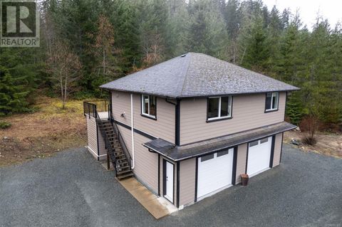 5900 Clements Rd Duncan BC V9L6J8