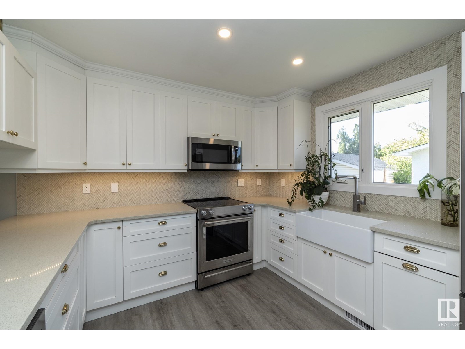 13519 124 AV NW