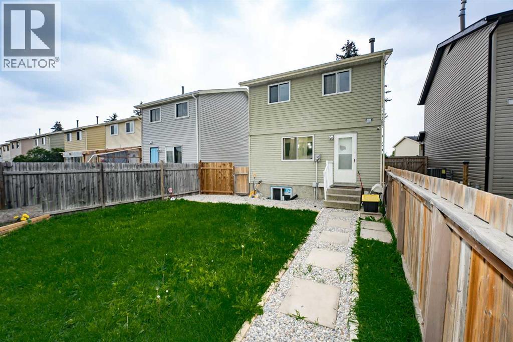 25 Erin Ridge Road SE