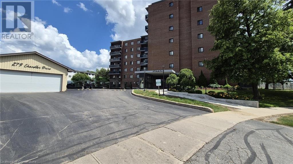 279 CHANDLER Drive Unit# 706
