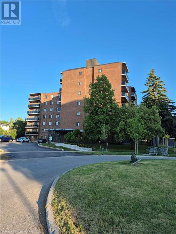 279 CHANDLER Drive Unit# 706