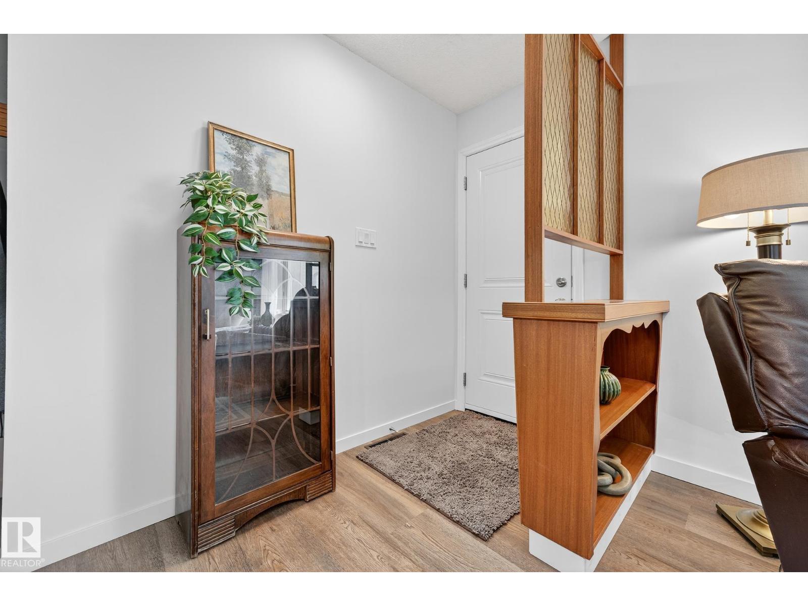 5516 140A AV NW