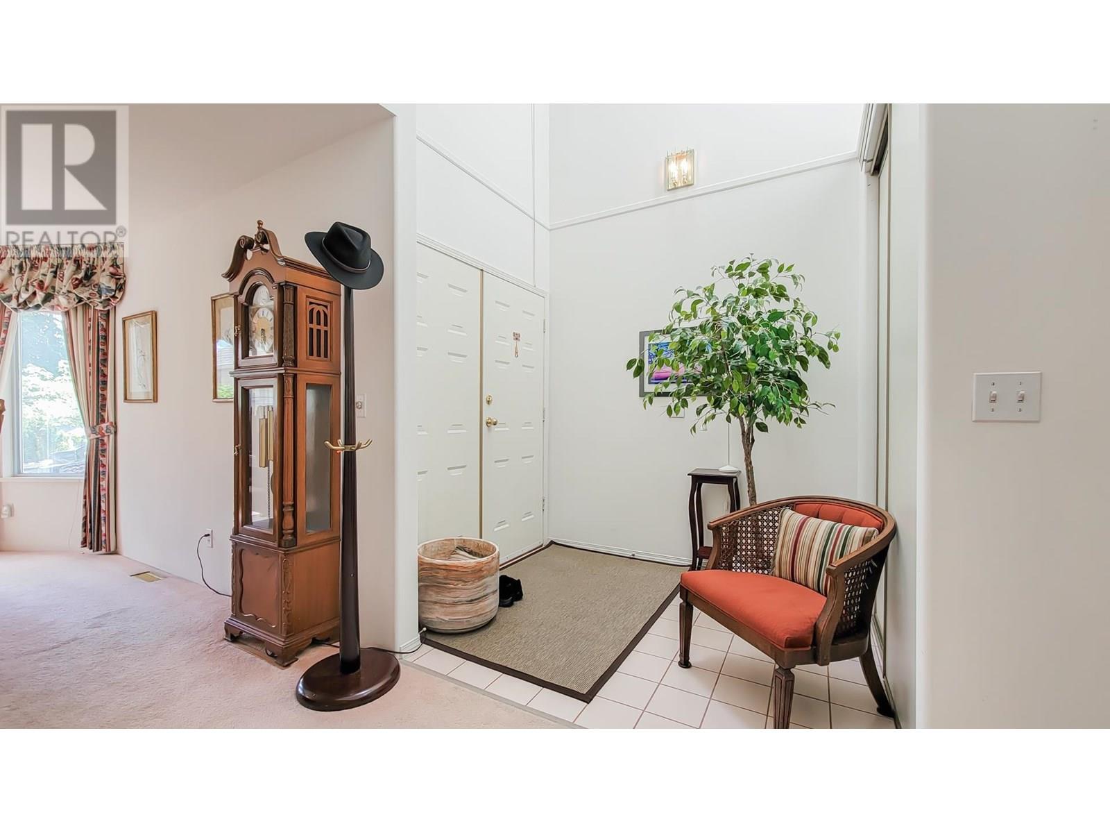 1406 VISTAVIEW COURT