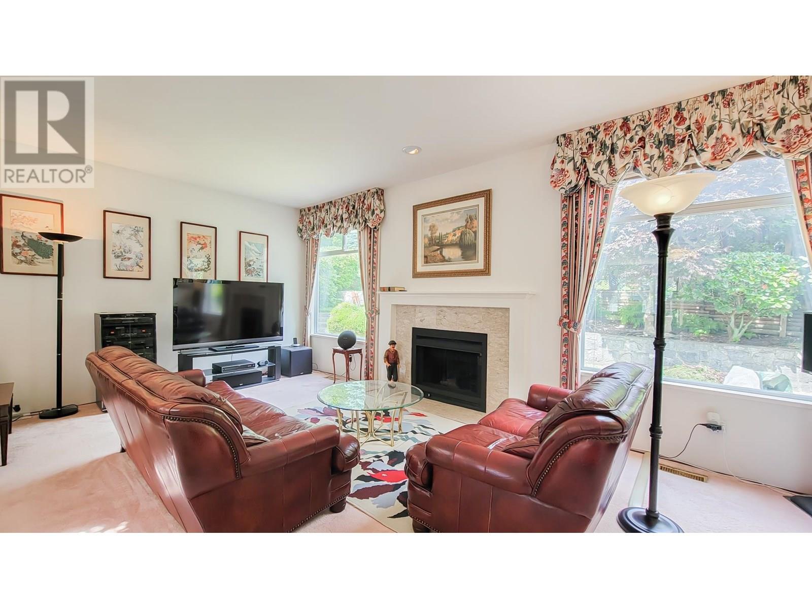 1406 VISTAVIEW COURT