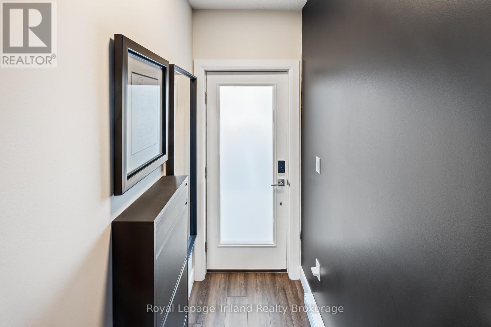 14 - 3202 VIVIAN LINE 37 LINE