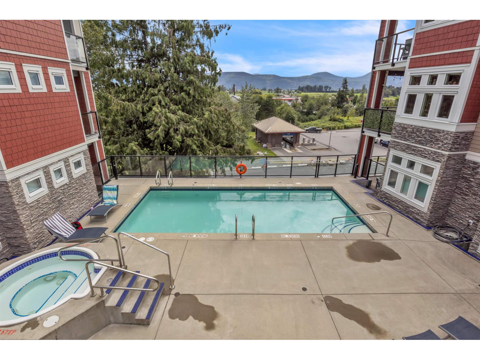 115 2242 WHATCOM ROAD