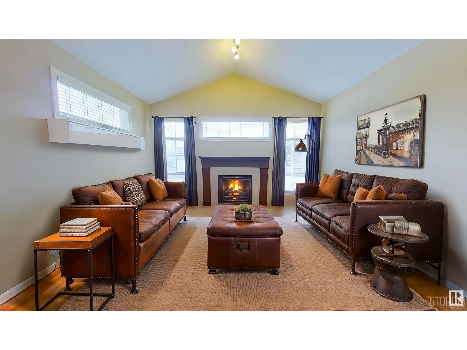 1119 CHAHLEY CO NW