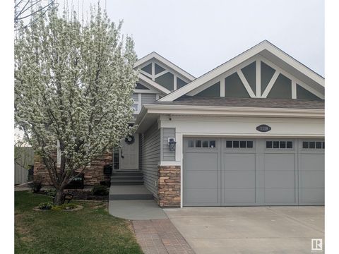 1119 CHAHLEY CO NW Edmonton AB T6M0K5