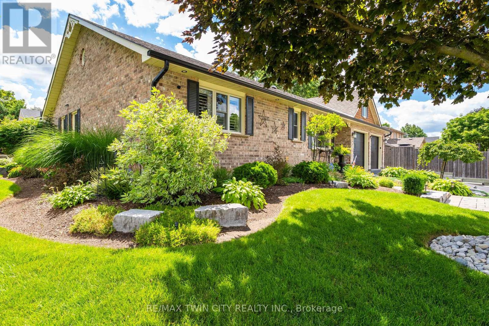 71 SANTA MARIA DRIVE