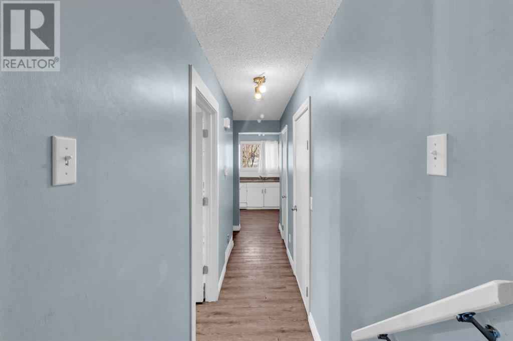111 Pinemill Mews NE