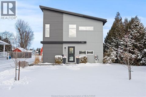 136 LOWES Sideroad Amherstburg ON N9V1S2