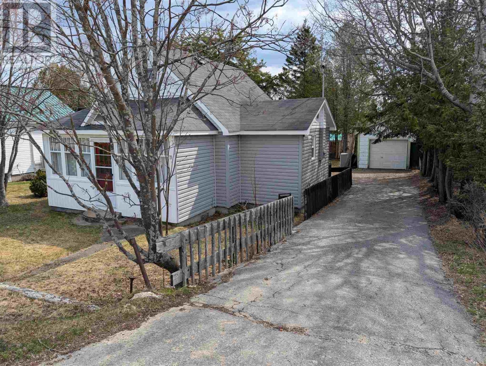 79 McKinley AVE