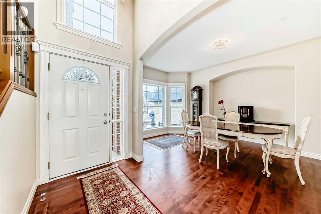 68 Strathlea Close SW