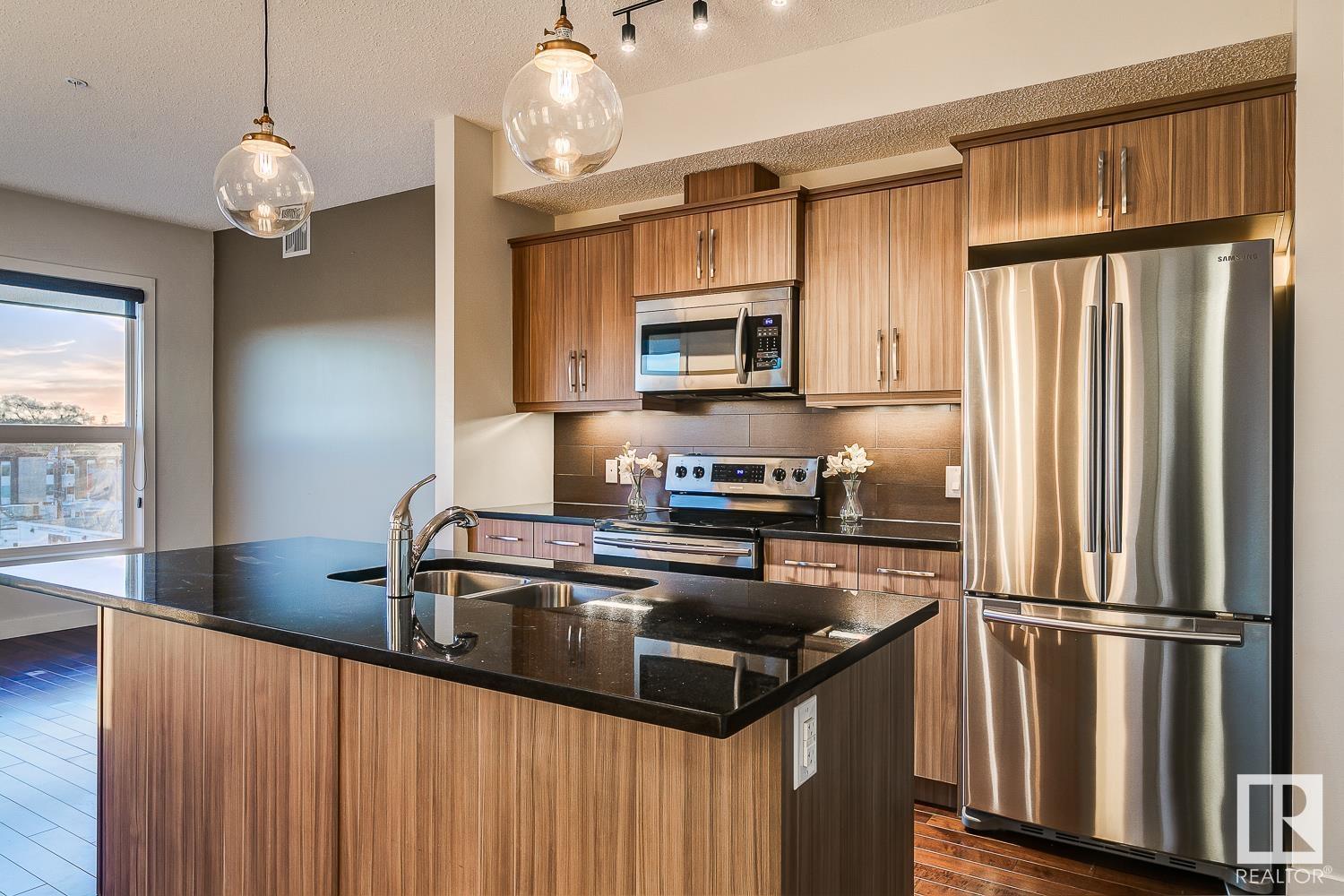 #407 10523 123 ST NW