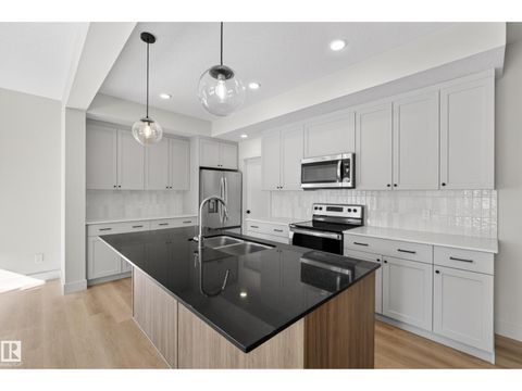 22 Grayson GR Stony Plain AB T7Z0A0